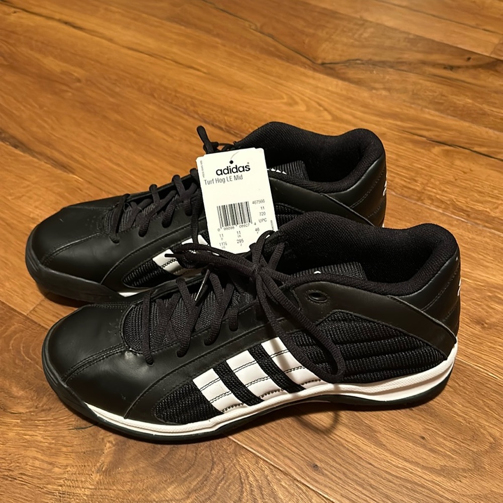 Adidas Turf Hog LE Mid Football Cleats Black White 467566 Men's Size 11 1/2- NEW
